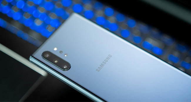 Какие смартфоны Samsung обновятся до Android 12