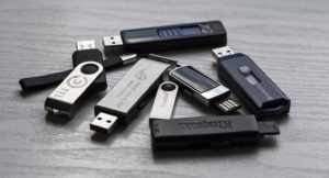 Подробнее о статье 9 бесплатных инструментов для проверки скорости вашего USB-накопителя