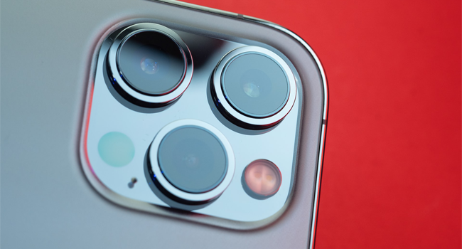 Подробнее о статье Полезны ли защитные стекла для камер смартфонов?