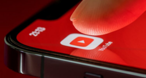Подробнее о статье Как остановить автоматическое воспроизведение видео на YouTube