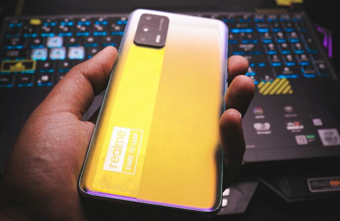 Redmi или Realme, какой бренд лучше в среднем и бюджетном сегменте