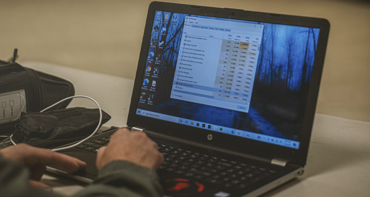 Подробнее о статье 10 лучших сайтов для скачивания Windows-программ