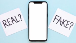 Подробнее о статье Как отличить оригинальный смартфон от подделки: проверка комплектации, системы, IMEI и характеристик перед покупкой